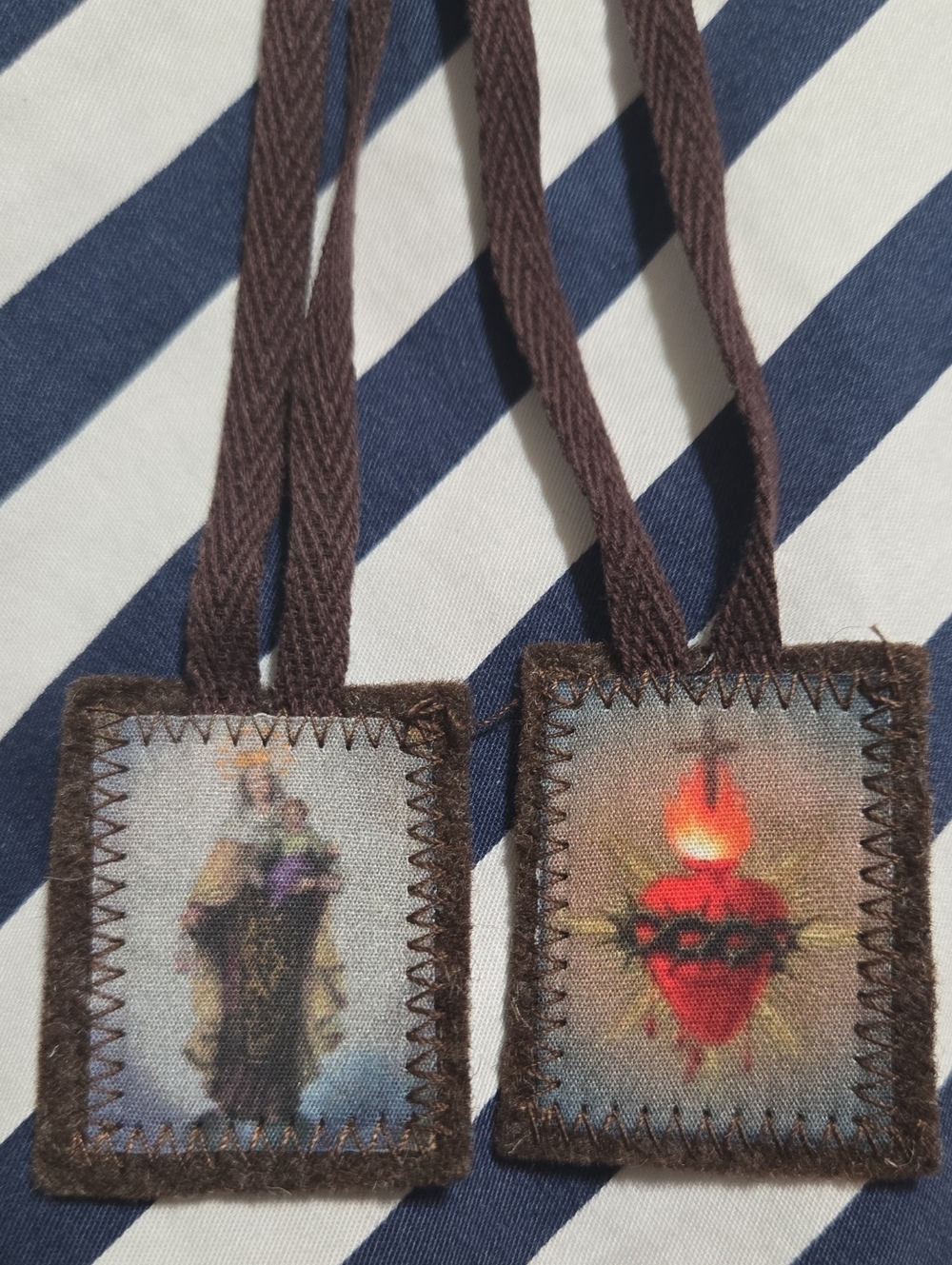 Traditional Brown Scapular